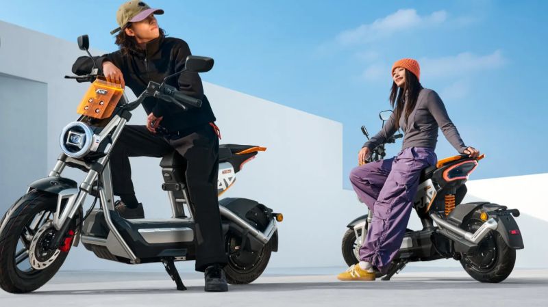 全国涨价潮下的 "漏"！玉林雅迪冠能 i7 直降千元，4999 元就能提新车