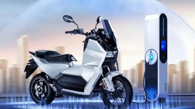 告别补能焦虑！2026 年原厂带汽车快充合规电摩全盘点